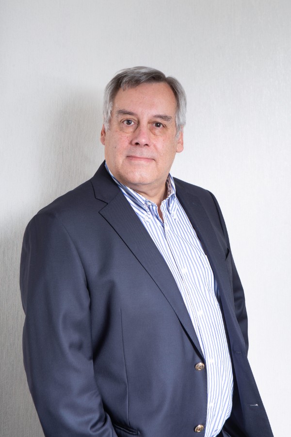 Álvaro Morales